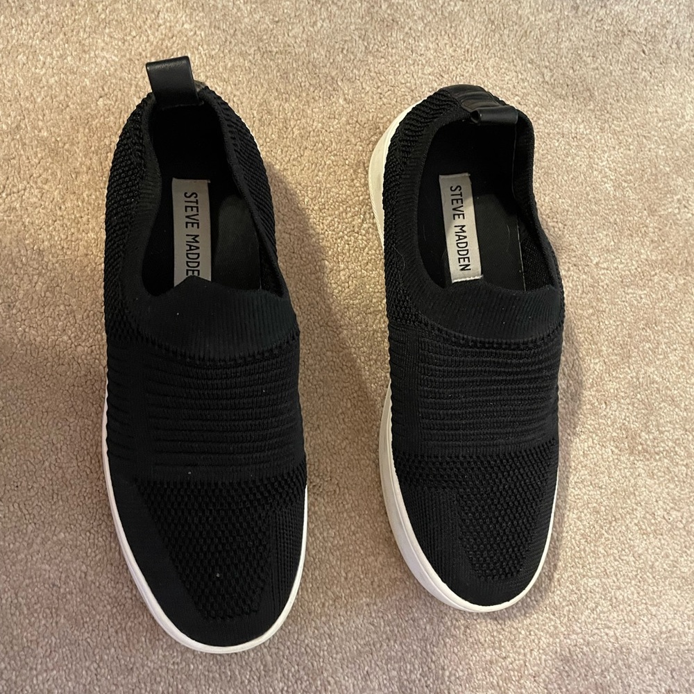 Steve Madden Black Platform Shoes 7.5